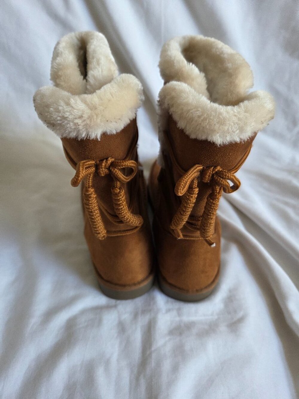 EUC POP COGNAC BOOT SIZE 9